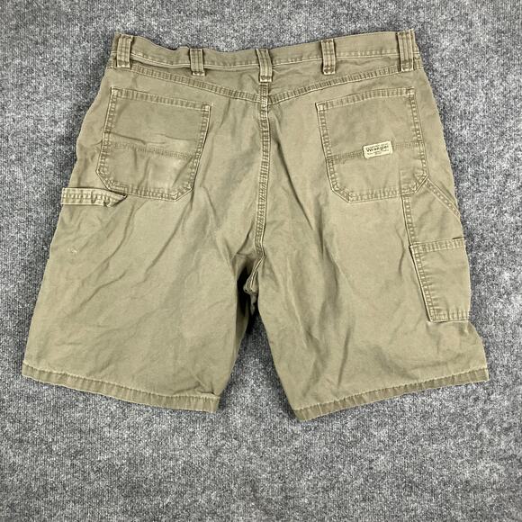 Wrangler Carpenter Shorts Mens Size 40 Khaki Utility Workwear Pockets Durable - Picture 7 of 9